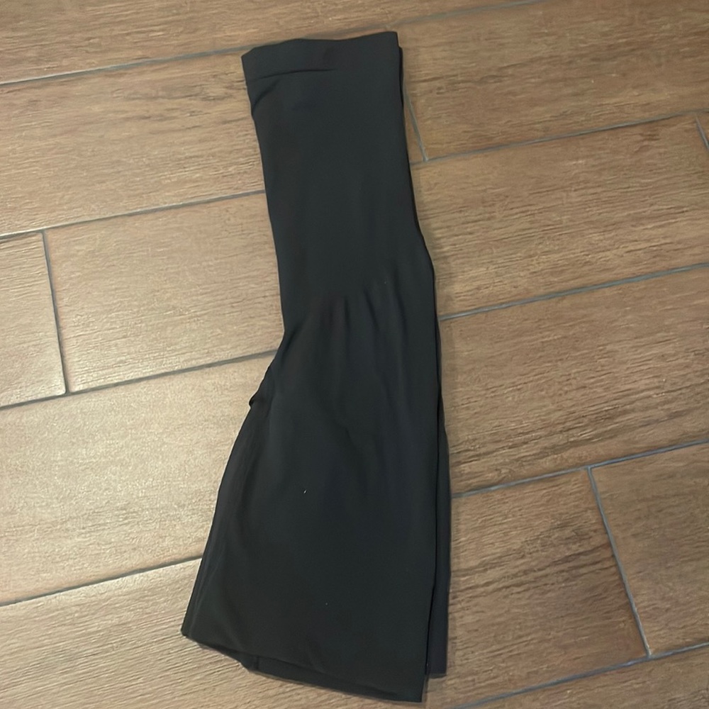 EUC! Spanx 2.0 Black Thin Short